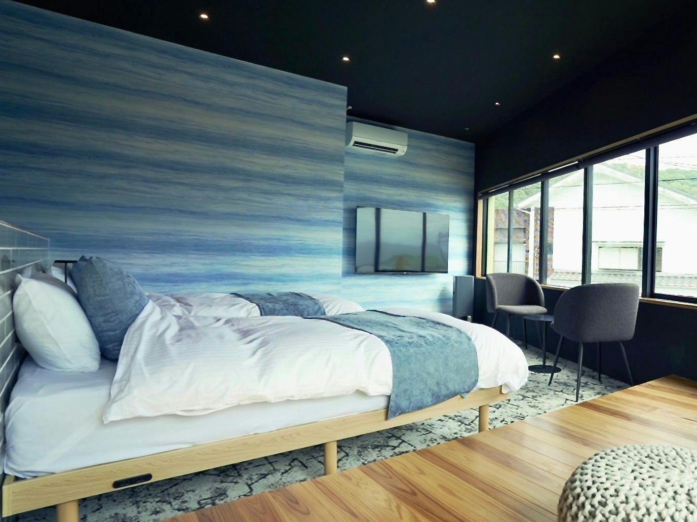 1 and Only Hotel Io (Io)