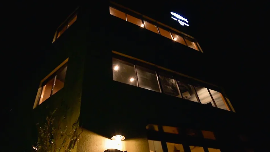 1 and Only Hotel Io (Io)