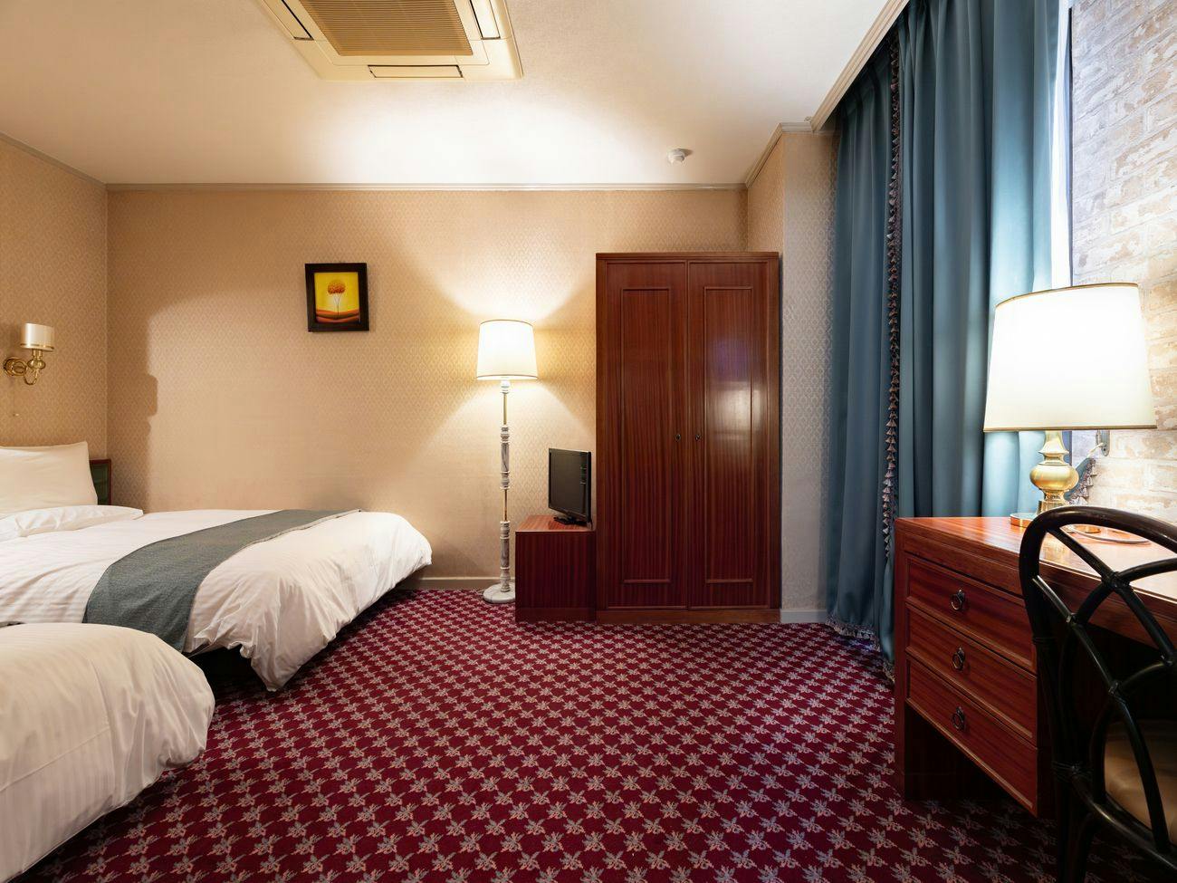 Kuwana City Hotel