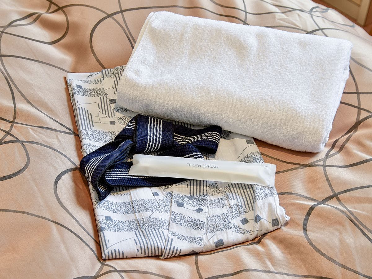 *[Kemudahan Bilik Contoh]*