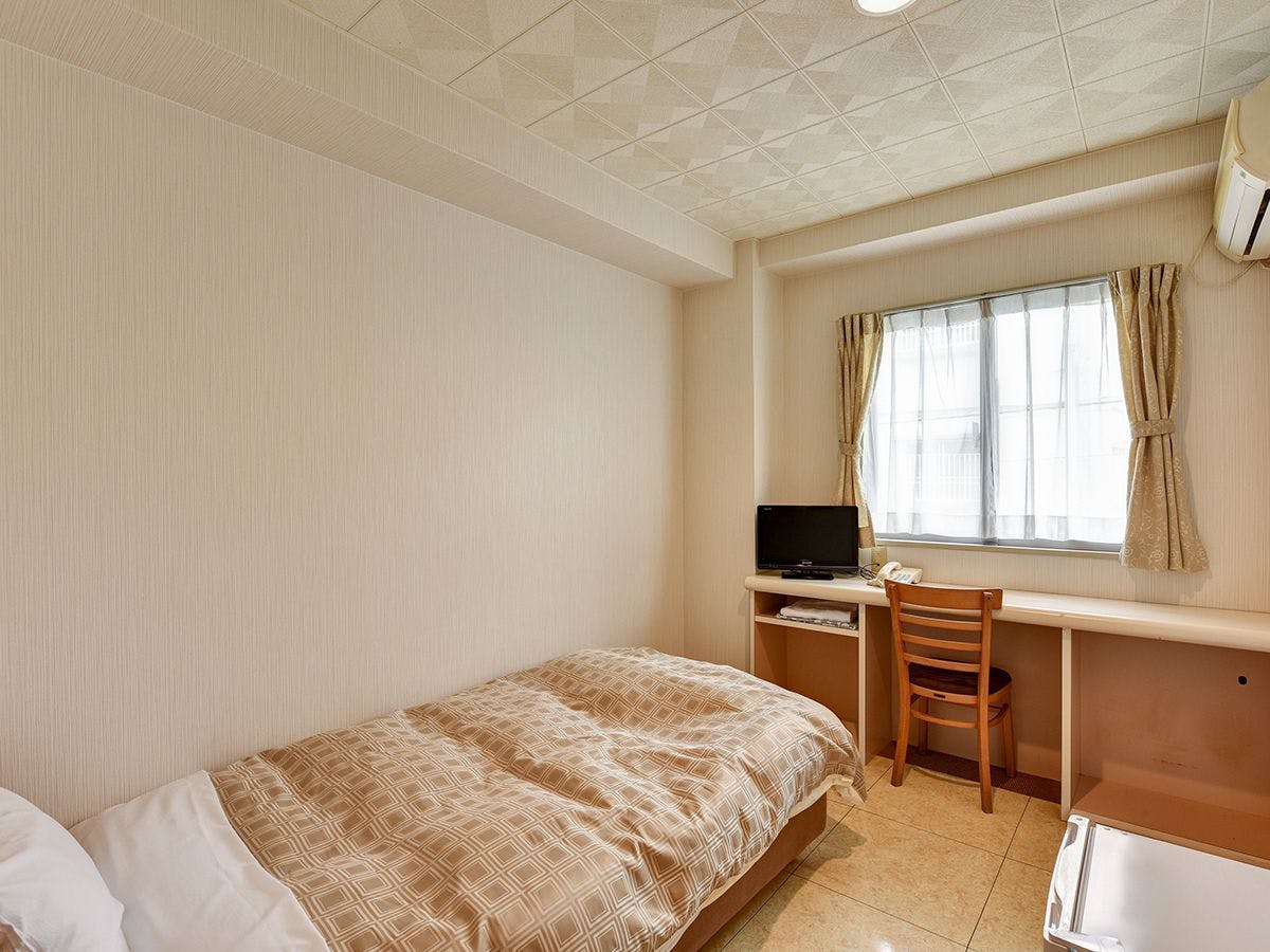 *[Contoh Bilik Single]