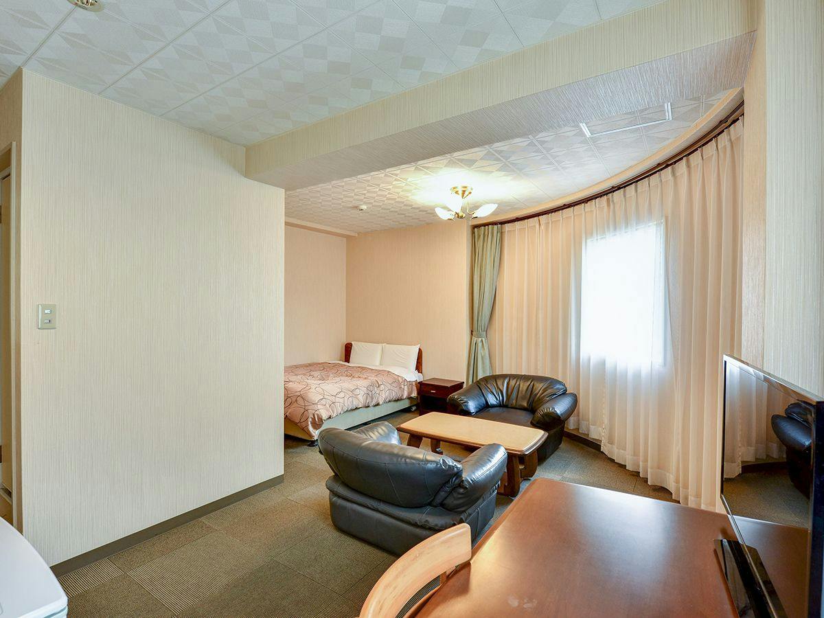 Nago Business Hotel