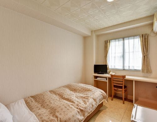 *[シングルルーム一例]