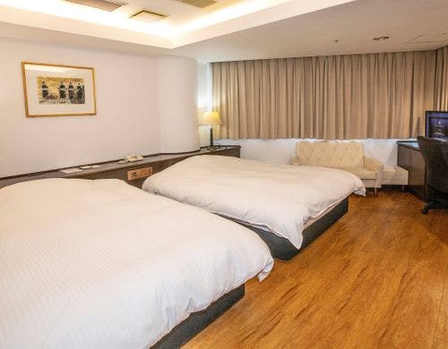 デラックスツイン