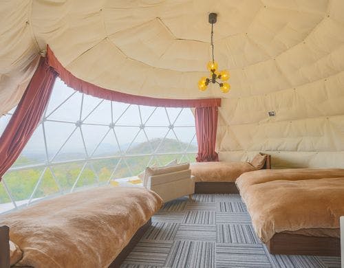 各部屋のテラスには焚火スペースが設定