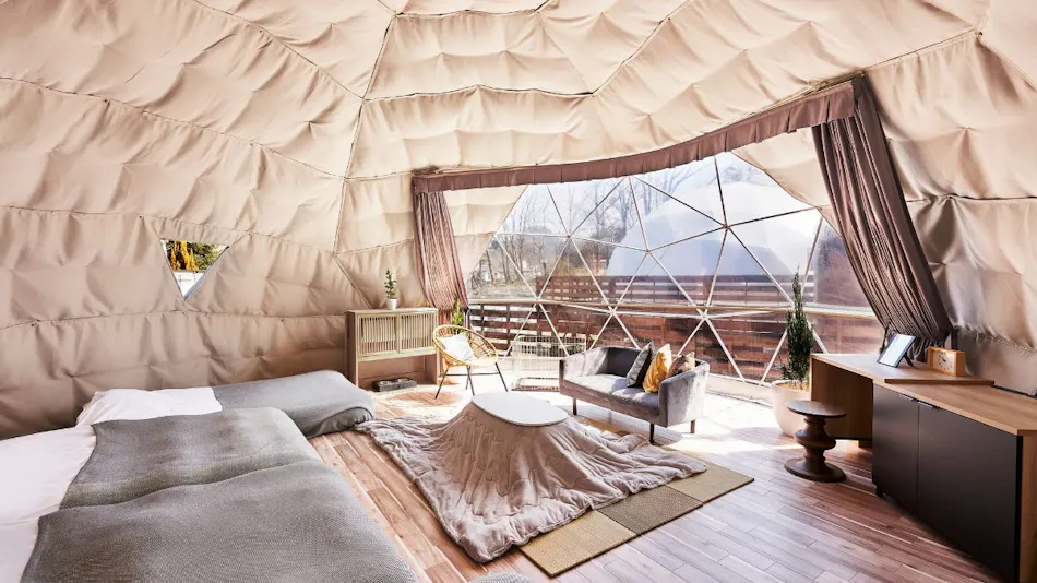 GLAMPSEASON