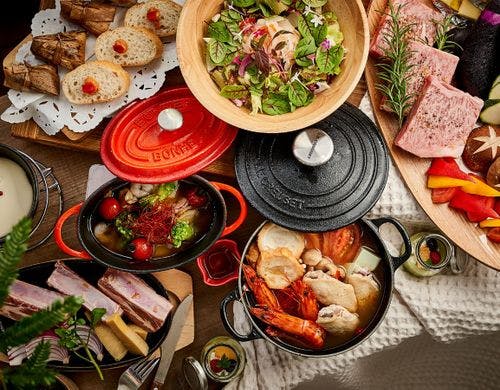 お肉と魚介類、お野菜などプレミアムBBQ