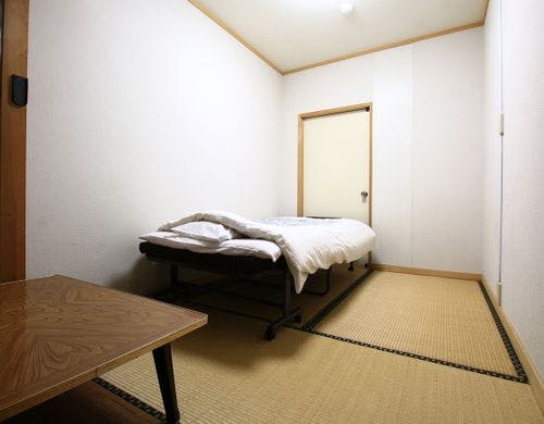 【20号室】シングルベッドのお部屋です