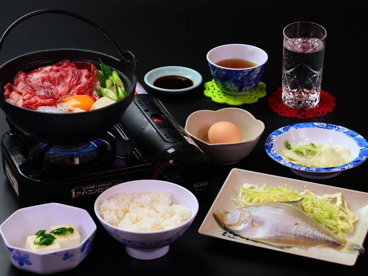 【Daging Lembu Domestik Bahagian Loin untuk Sukiyaki】Gambar adalah sekadar ilustrasi