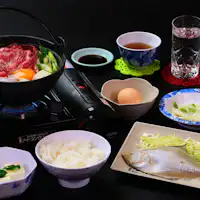 【Sukiyaki Daging Sapi Lokal】Foto hanya ilustrasi