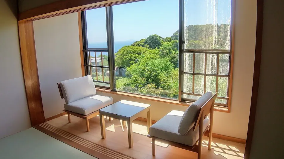 Accommodation "Ippon no enpitsu Singing in the Wind"