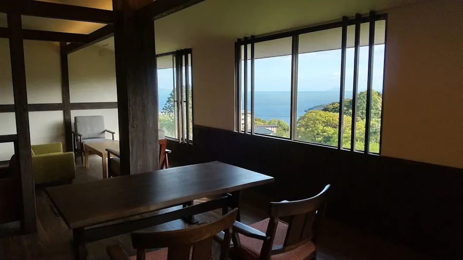 Accommodation "Ippon no enpitsu Singing in the Wind"