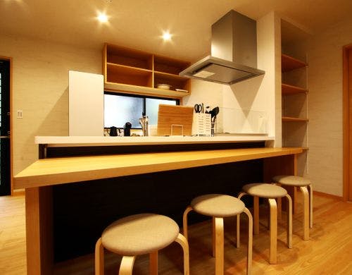 バーカウンター◆4席ございます