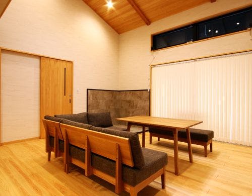 リビングダイニング◆高い天井