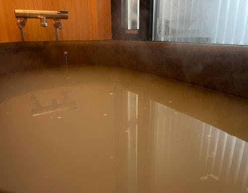 お風呂◆陶器風呂で旅の疲れを癒せます