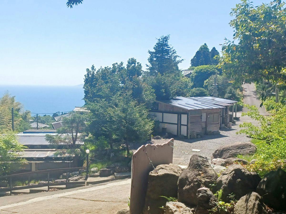 Izu Coco Glamping Resort