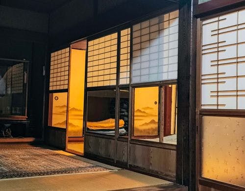 和風凝縮した８畳の和室が4室あります。