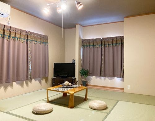 9畳和室／洗濯機付／シャワー【定員：3名】