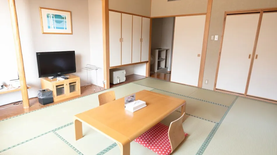 Hotel Apoi Sansou