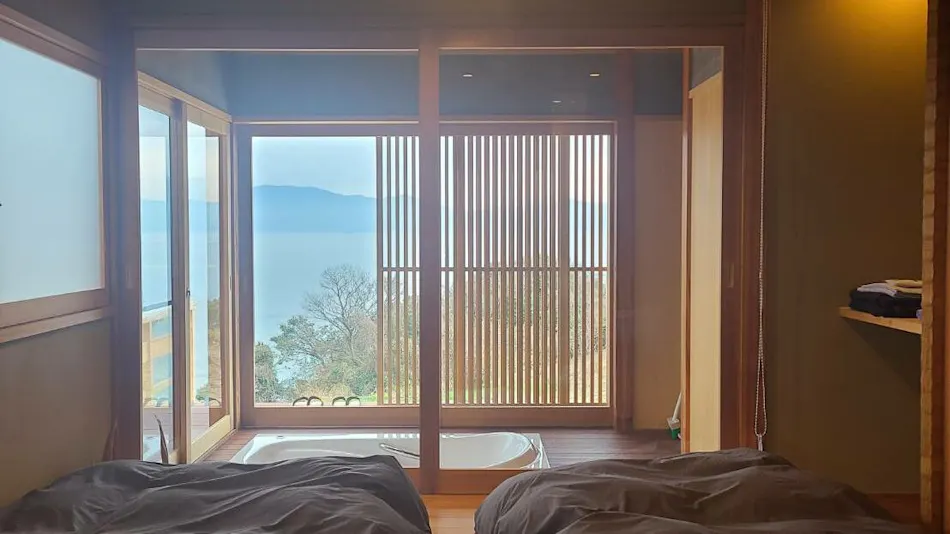 Japanese-Style Private Villa with Ocean View: Nanpu Terrace