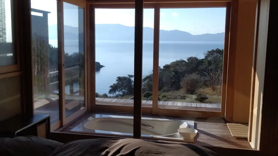 Japanese-Style Private Villa with Ocean View: Nanpu Terrace