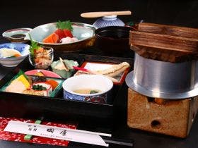 割烹旅館　岡屋