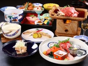 割烹旅館　岡屋
