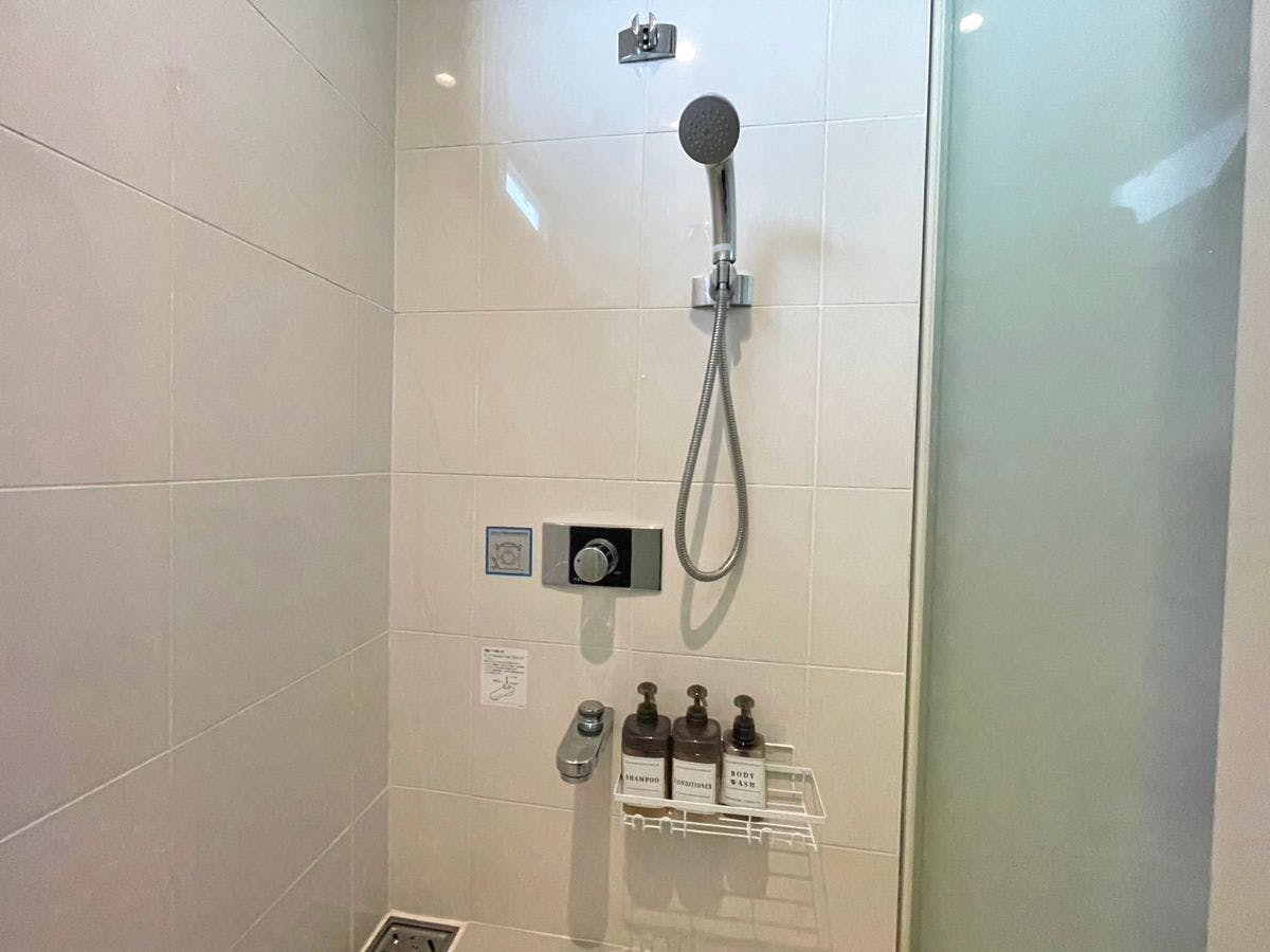 【ปลอดบุหรี่】ฝักบัว