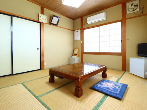 ห้องพักสไตล์ญี่ปุ่นขนาด 8 เสื่อทาทามิ