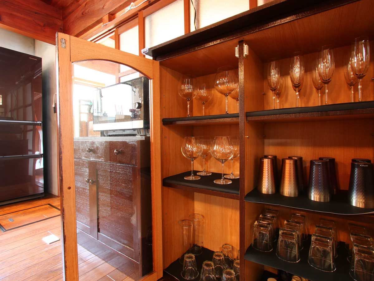 【สิ่งอำนวยความสะดวกภายใน】