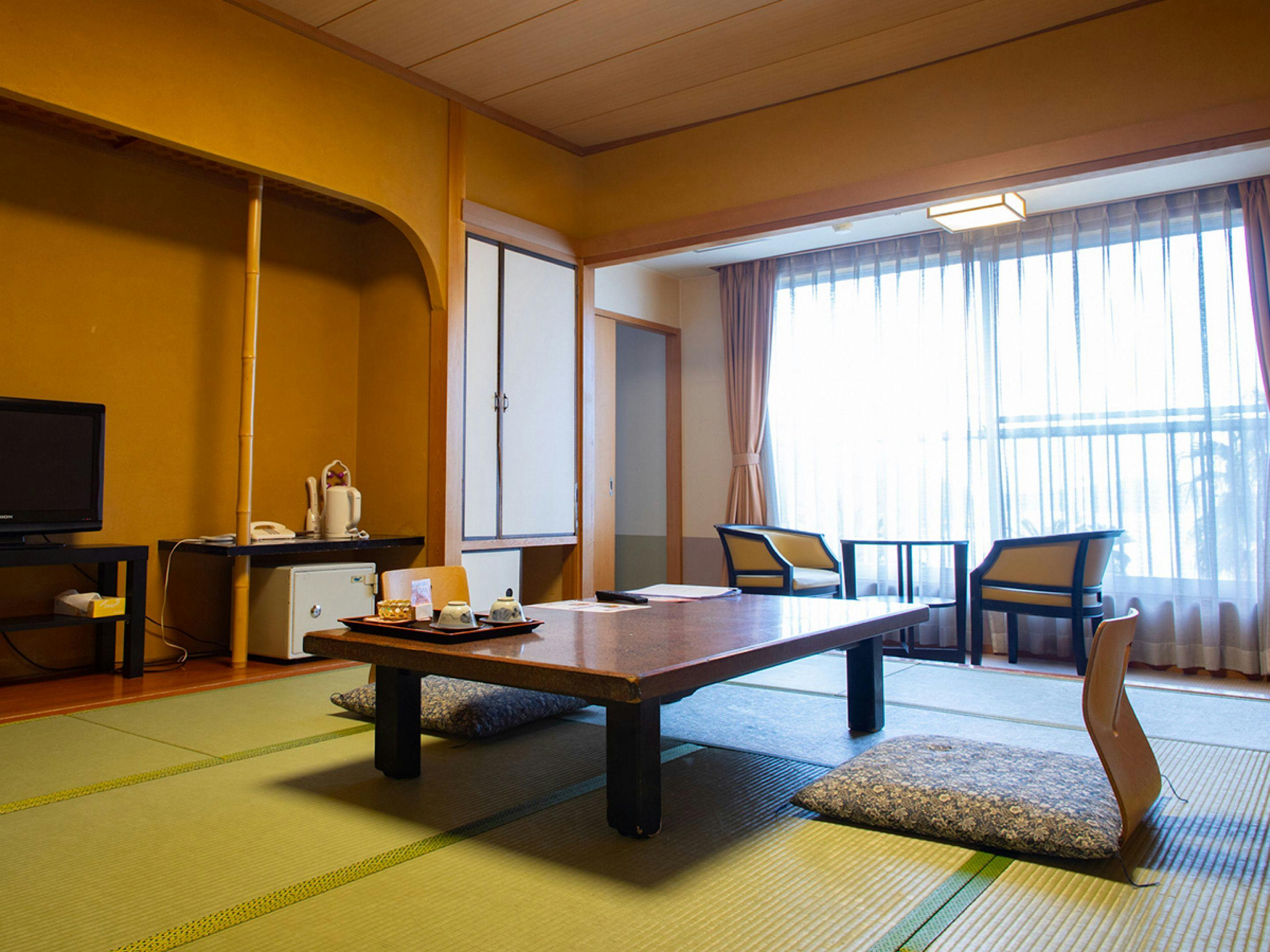 Livemax Seto Ohashi beach resort