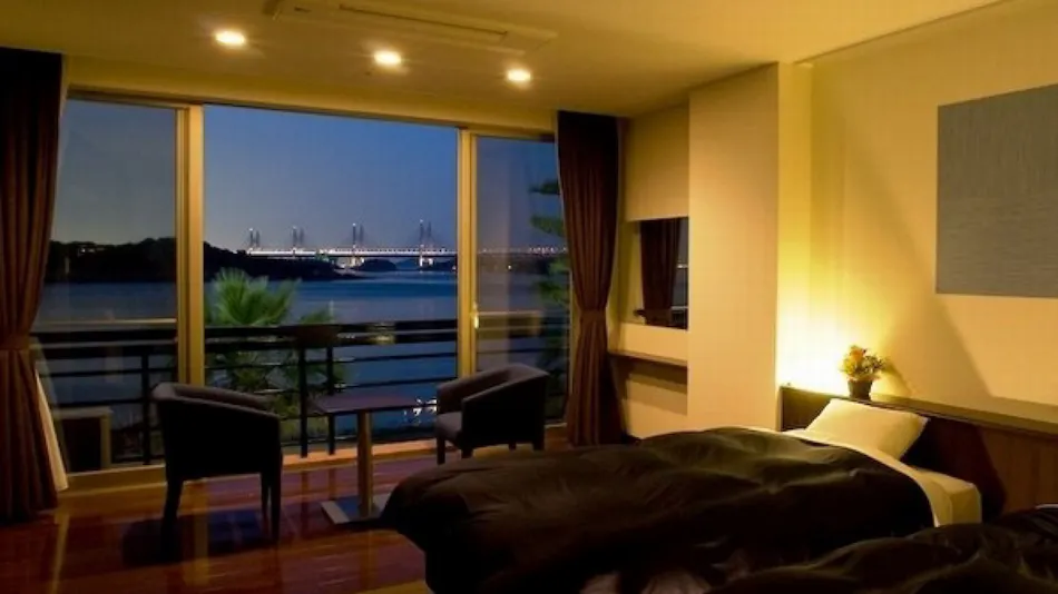 Livemax Seto Ohashi beach resort