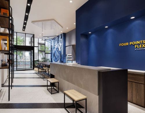 フロント・ロビー