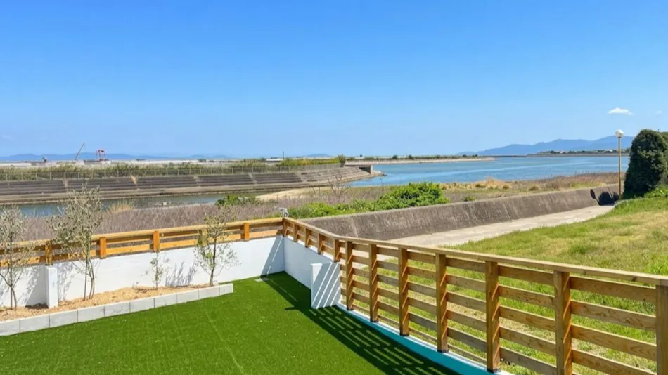 Aoniwa -碧庭- AWAJI | Sea, Sky, Swing.
