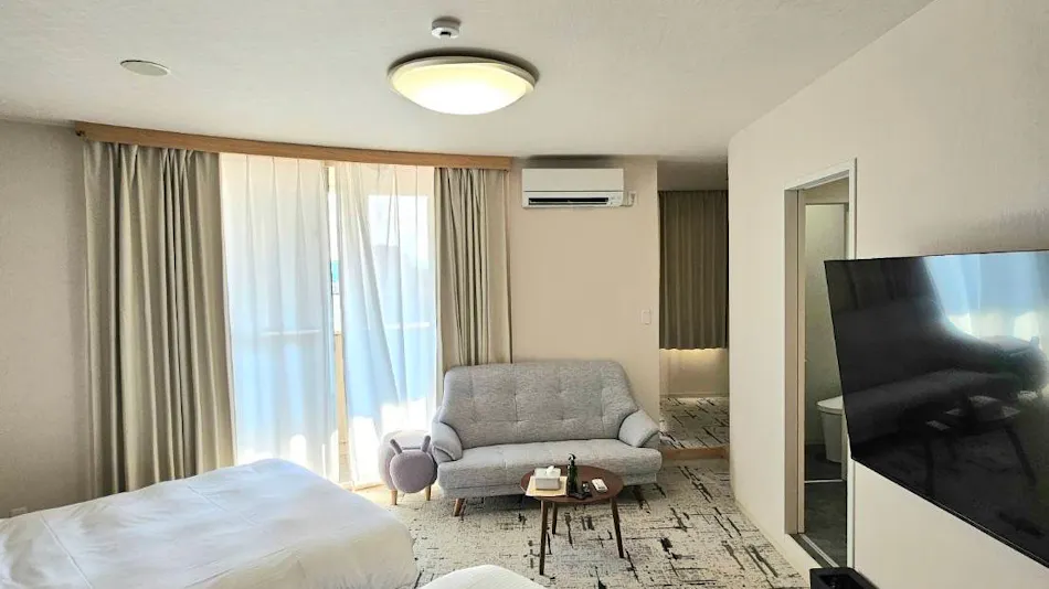 Cabinity Hotel Premier