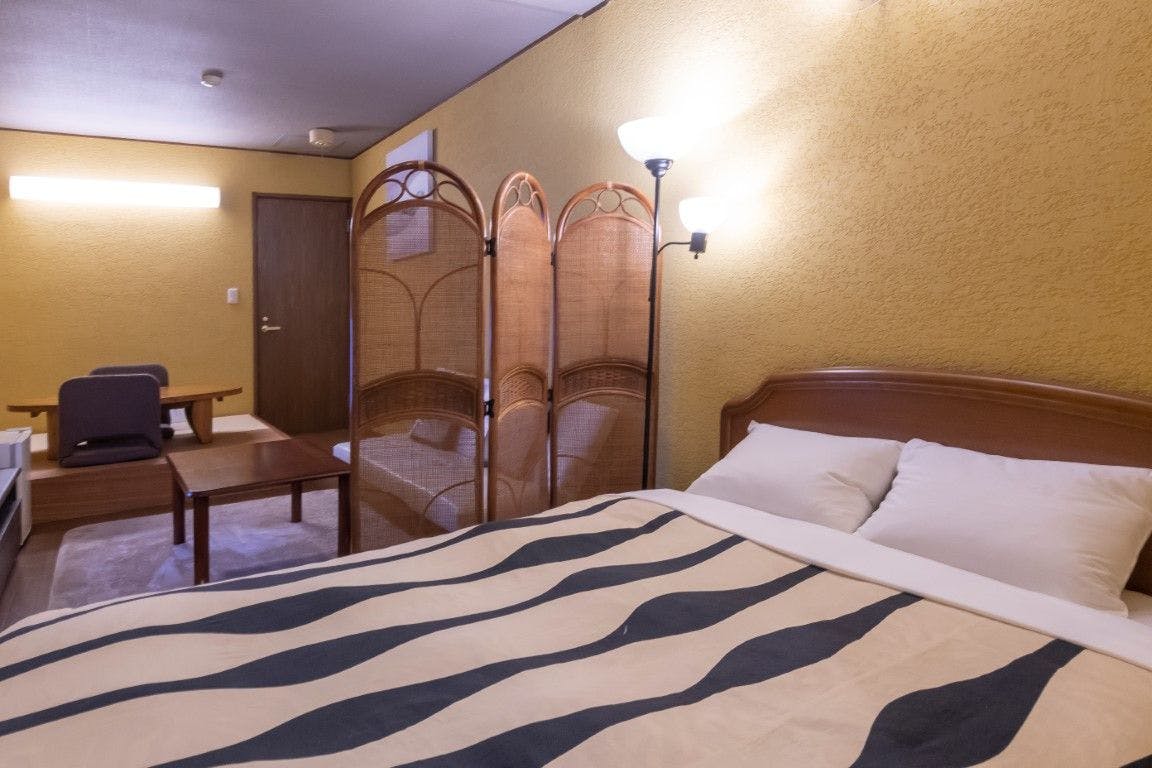 Accommodation with In-Room Dining for Breakfast and Dinner - Poco a Poco