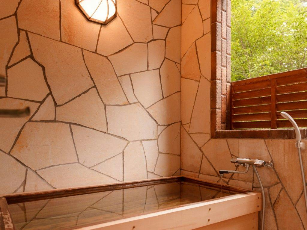 Accommodation with In-Room Dining for Breakfast and Dinner - Poco a Poco