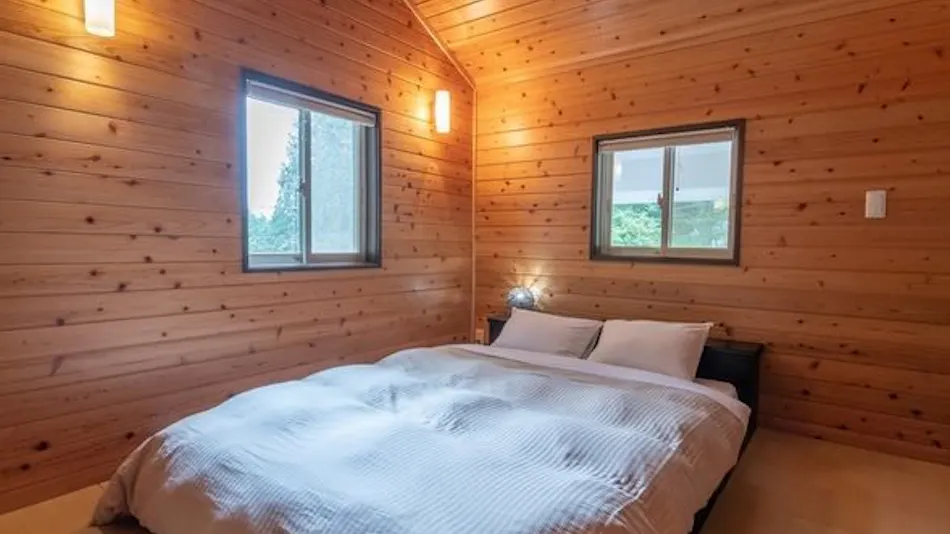 Accommodation with In-Room Dining for Breakfast and Dinner - Poco a Poco