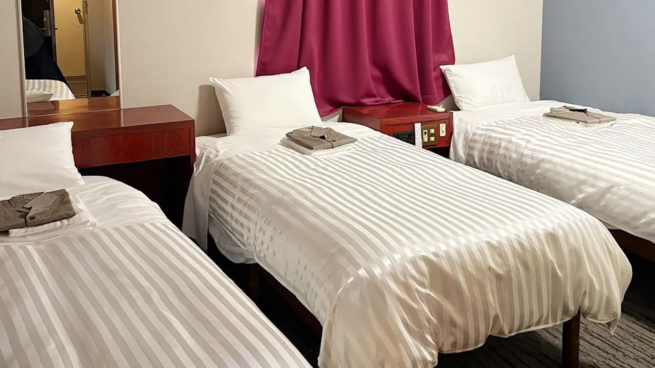 Happiness Inn