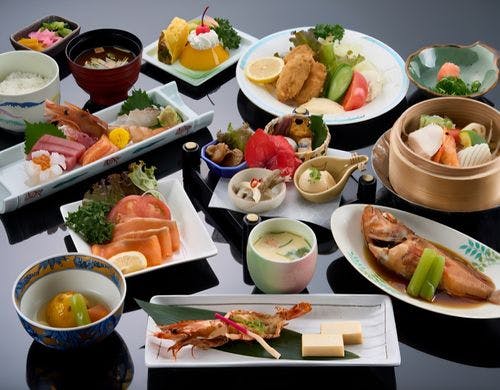 夕食一例　梅