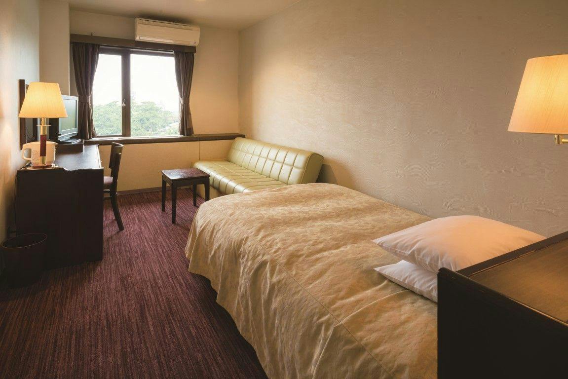 Okazaki New Grand Hotel