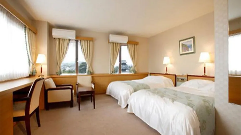 Okazaki New Grand Hotel