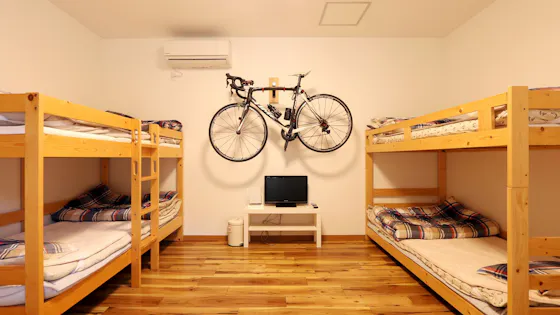 Ini adalah Kamar luas dengan 2 tempat tidur double.