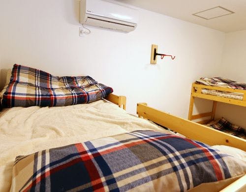 広々としたダブルベット×2つのお部屋です