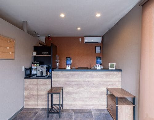 フロント（受付）