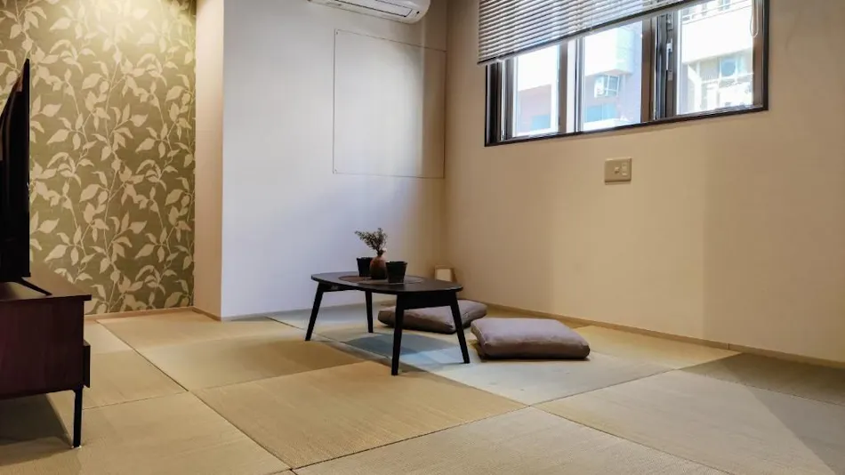 Leisurely Home Namba