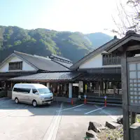 *ภายนอกอาคาร