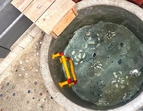 洋室２階建て　半露天風呂