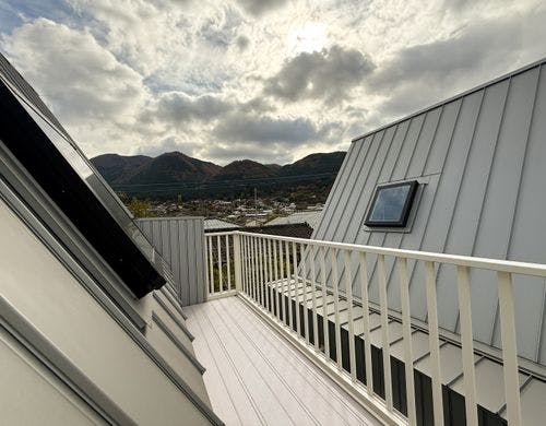 洋室2階建て　2階ベランダ
