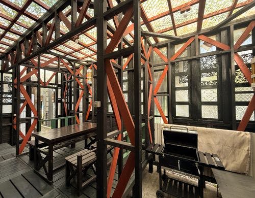 洋室2階建て　テラス付き
